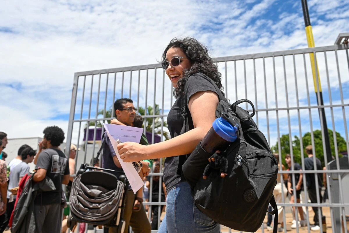 Hugo Motta brinca sobre projeto de lei para atrasados do Enem: “corre”