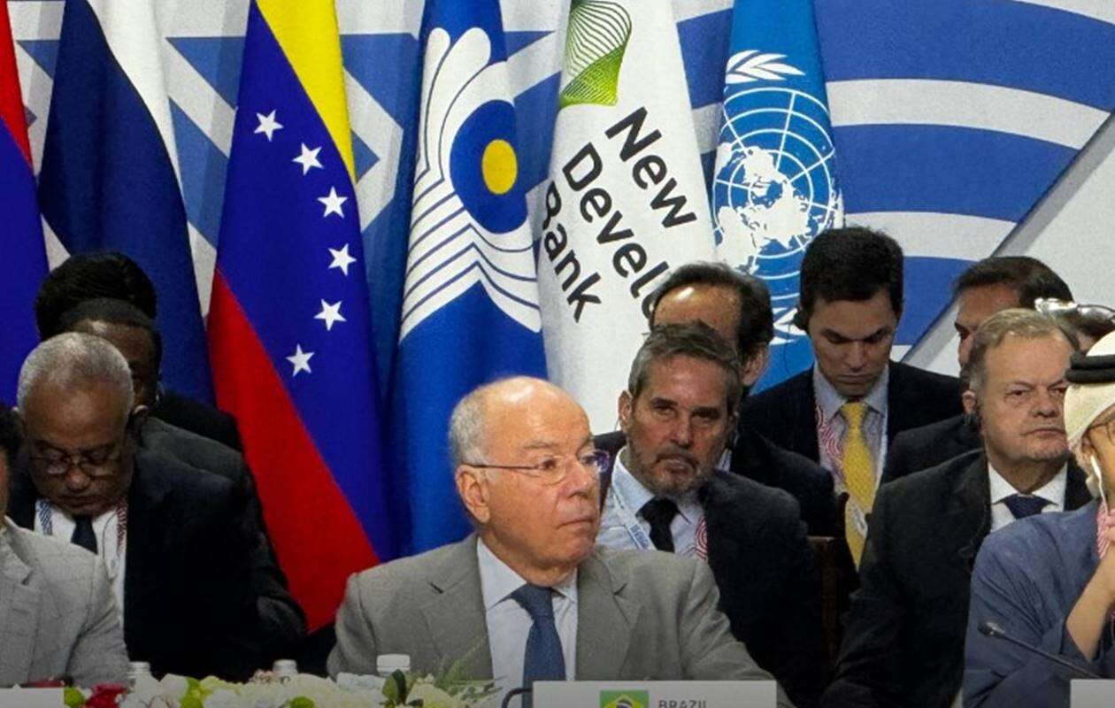 Brics: Mauro Vieira critica Israel e cita “clube da paz” internacional