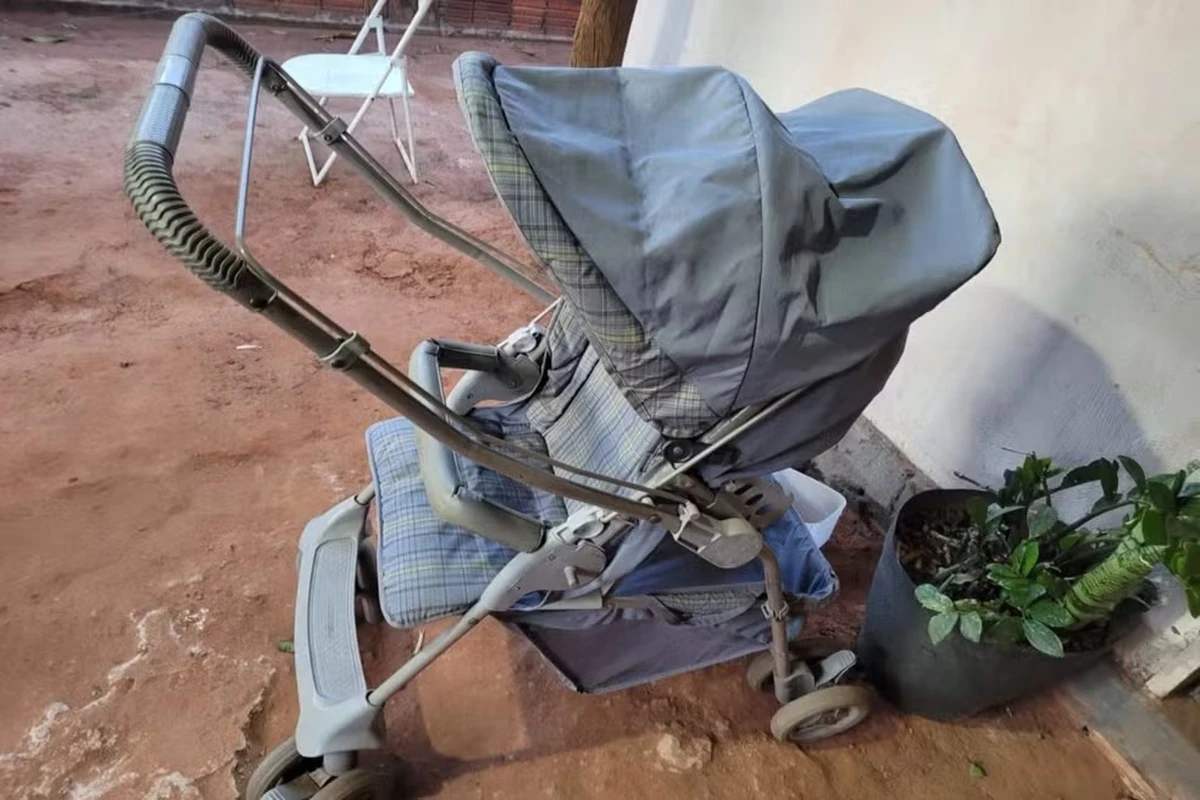 Inspirado em Dahmer: dupla mata homem e leva corpo em carrinho de bebê