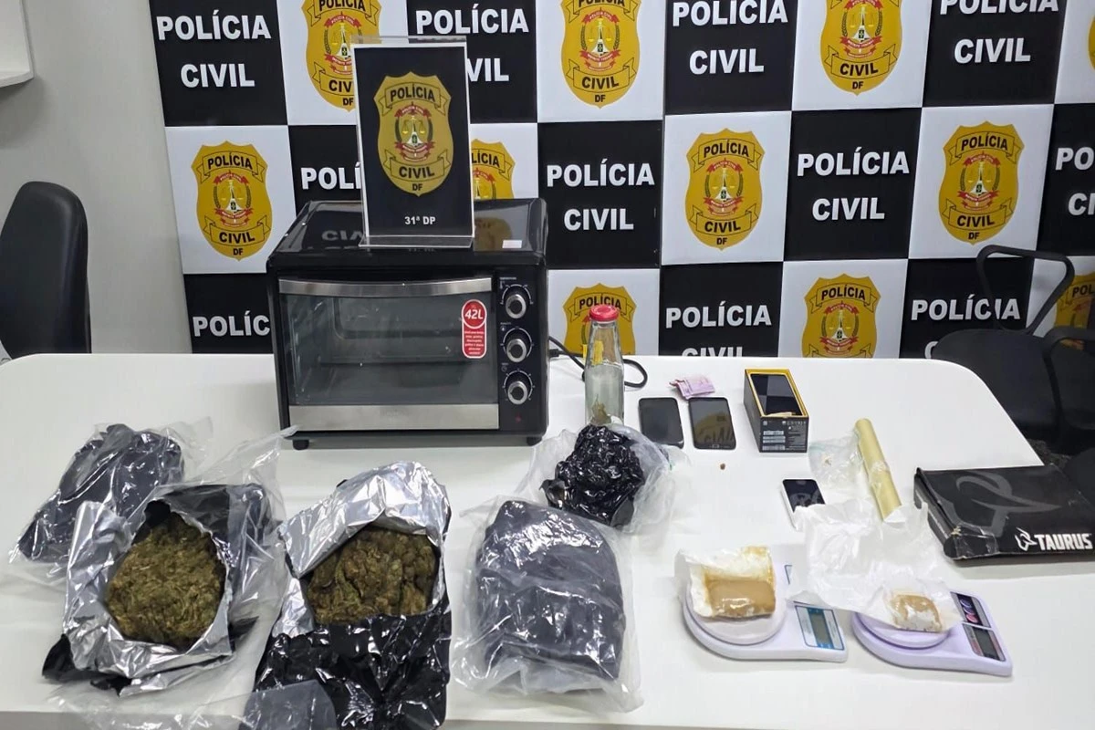Homem é preso com R$ 300 mil em drogas dentro de forno elétrico