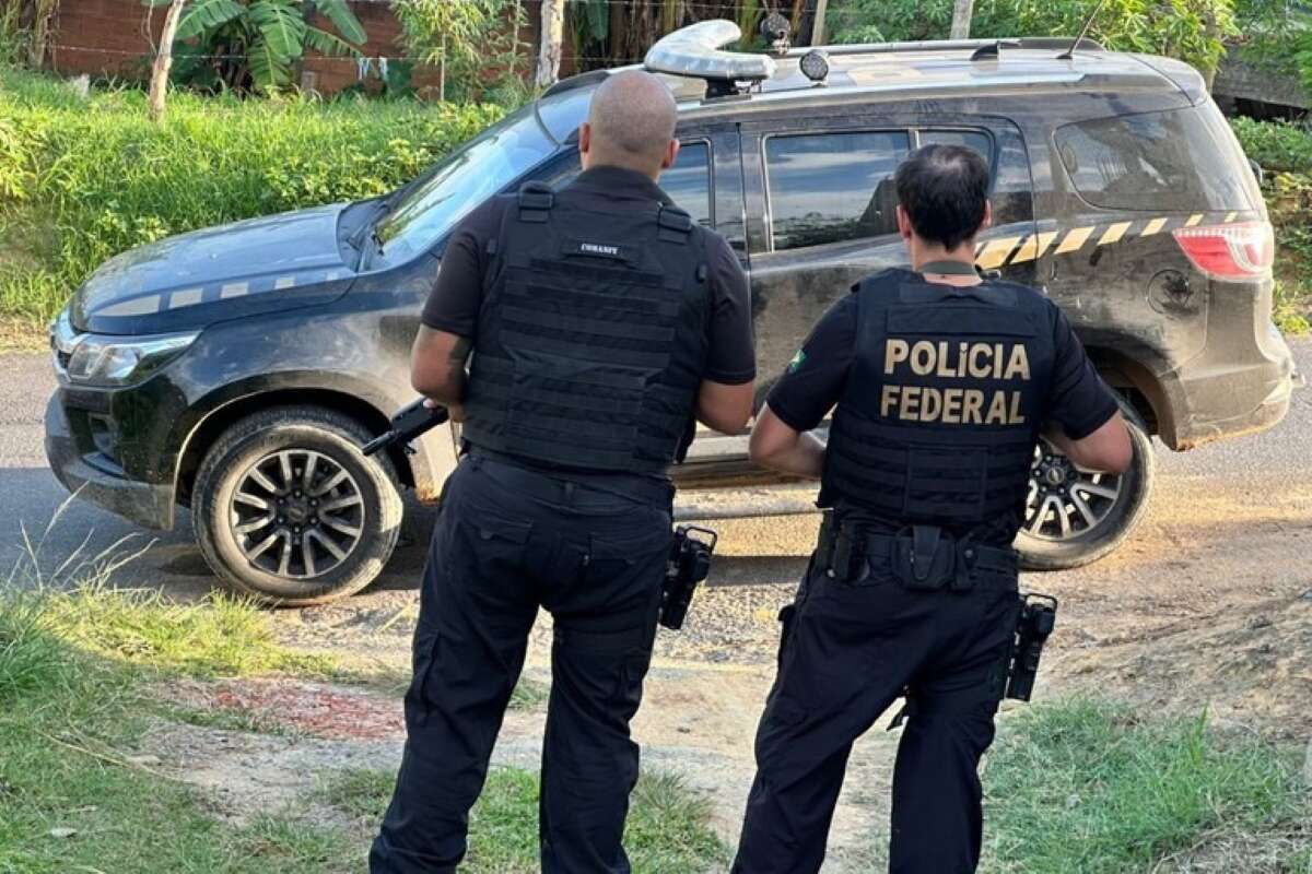 Sargentos da PM são presos por “bico” como segurança de bandidos