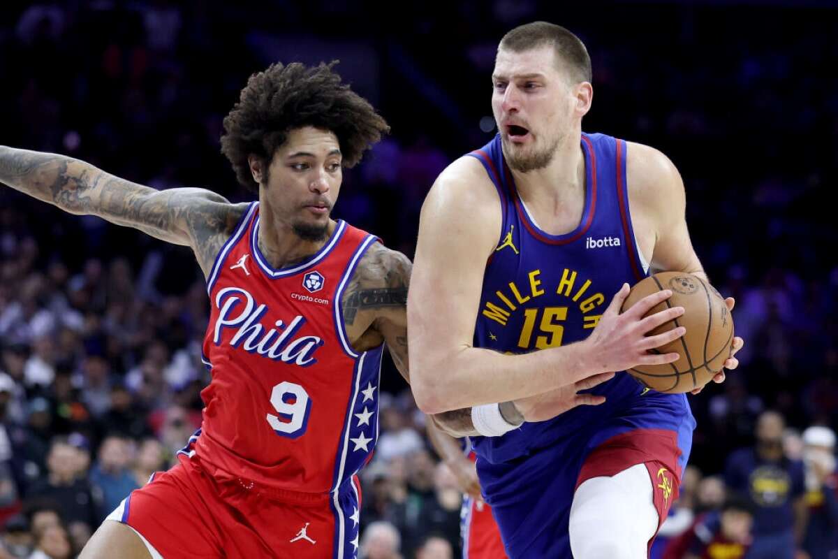 NBA: Jokic decide no final e Nuggets vencem 76ers fora de casa