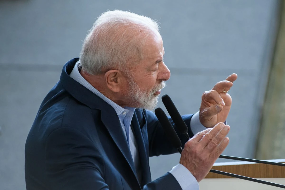 IOF: Lula chama decisão de Motta de “absurda”, mas prega diálogo