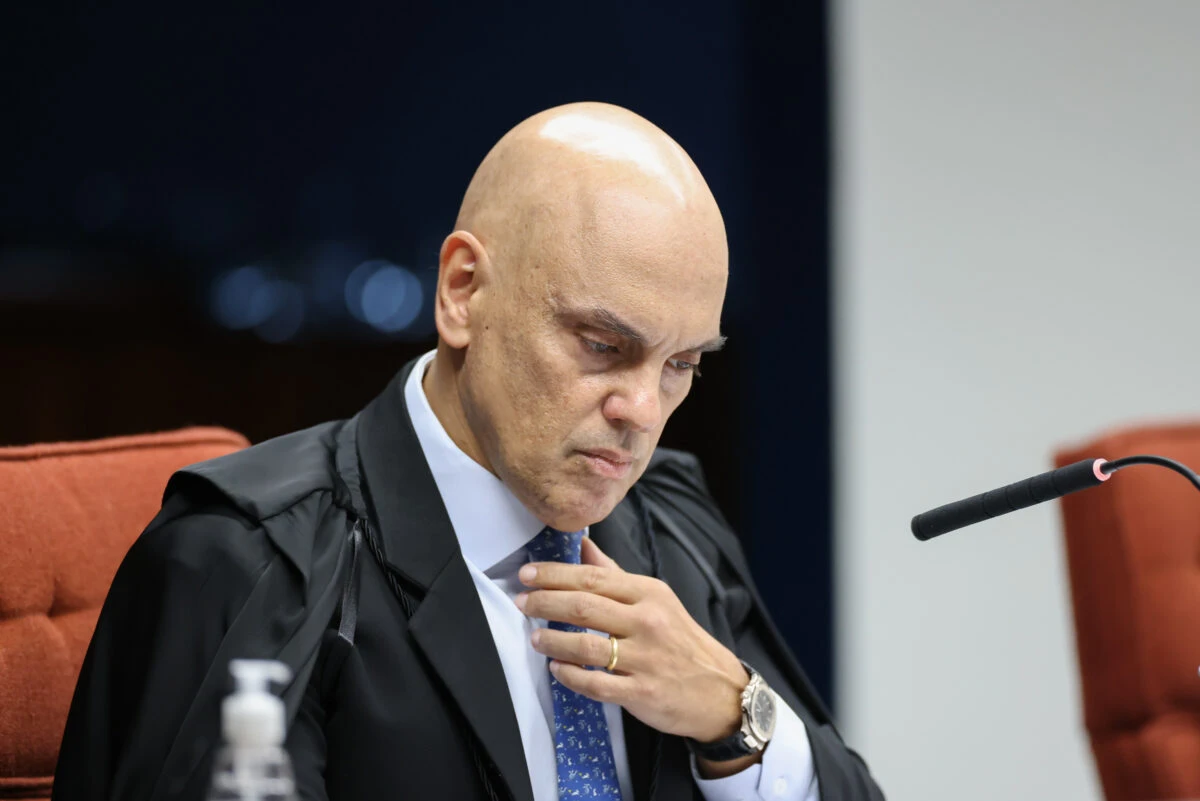 Juiz repreende advogado de Filipe Martins no STF. “Está gravando”
