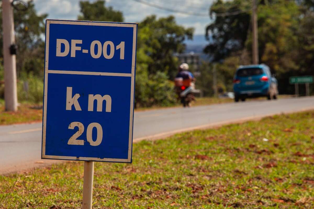 Ibaneis libera novo trecho de obra no viaduto do Jardim Botânico