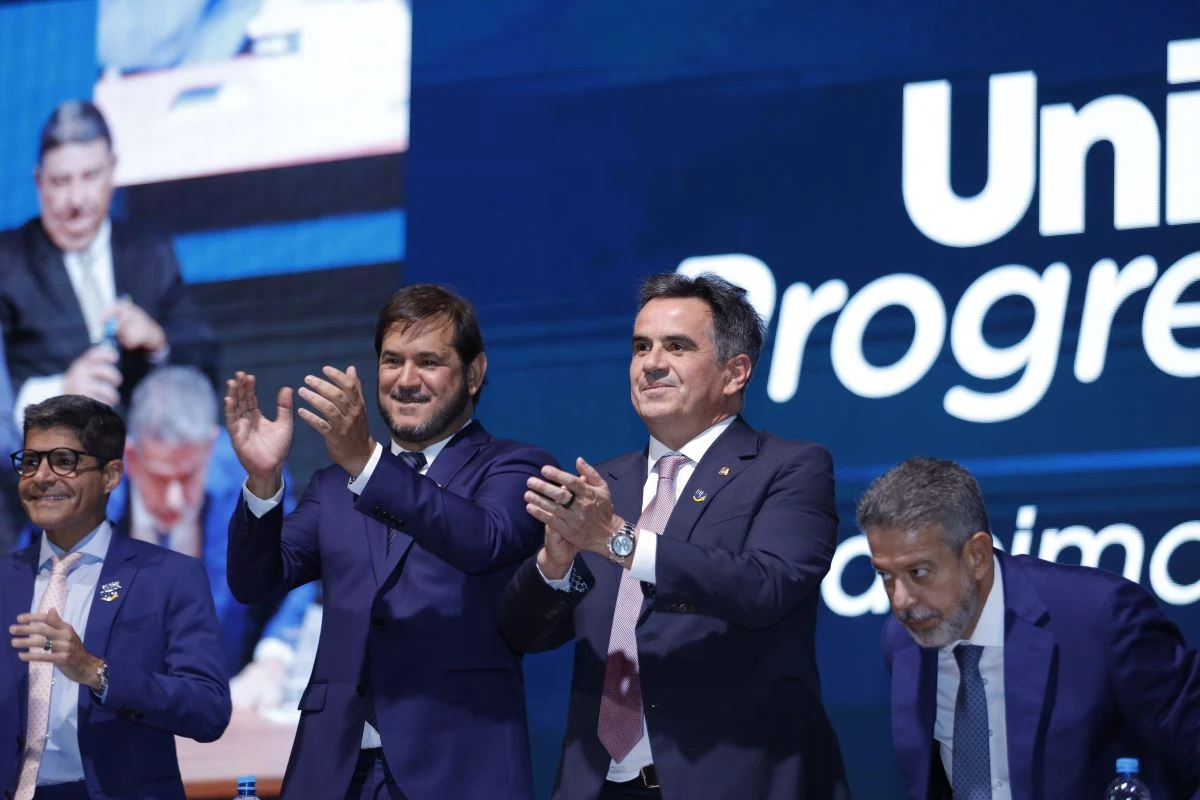 Partidos de líderes “anti-Lula” têm 11 ministérios no governo do PT