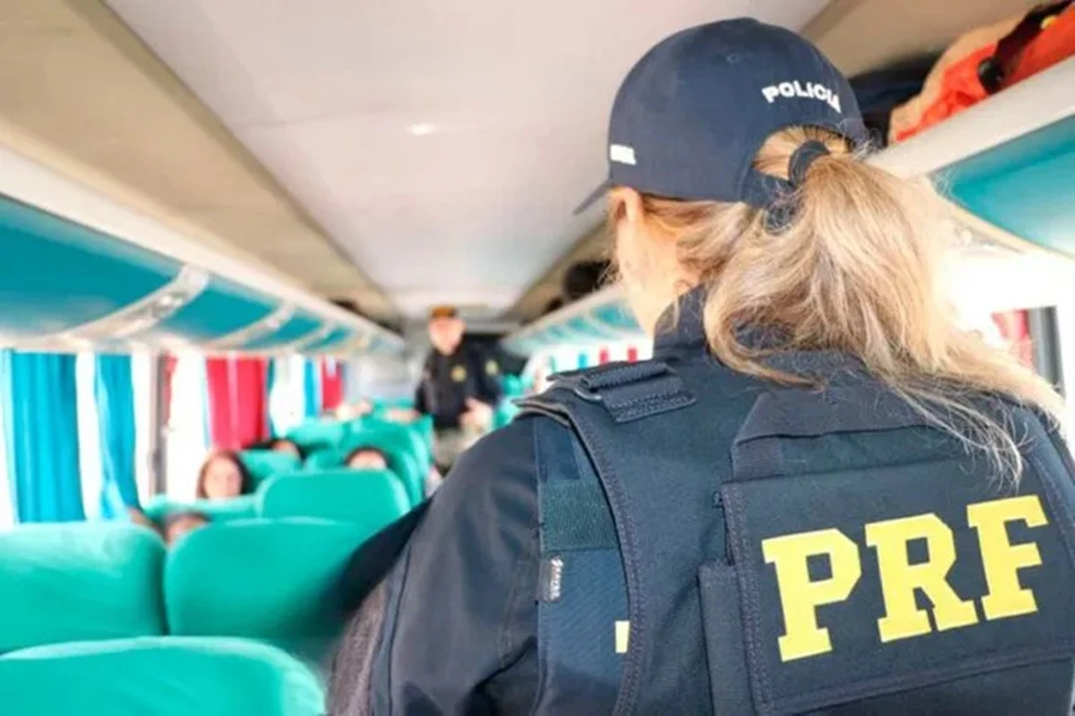 Mulher sofre importunação sexual dentro de ônibus interestadual