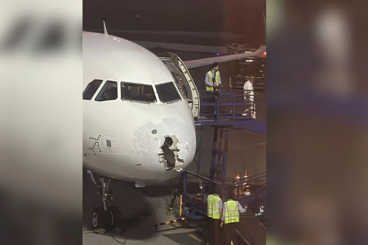 Vídeo. Tempestade de granizo danifica avião e desespera passageiros