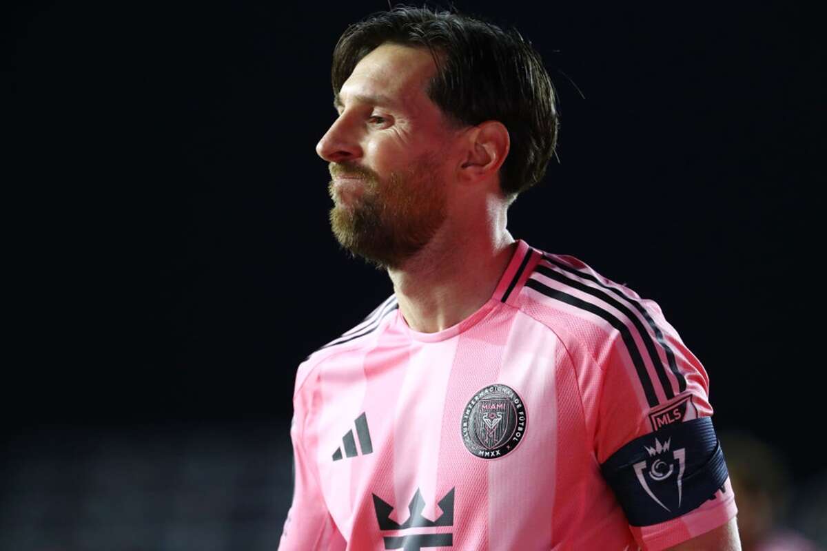 Com ausência de Messi, clube rival promete recompensa ao torcida. Veja