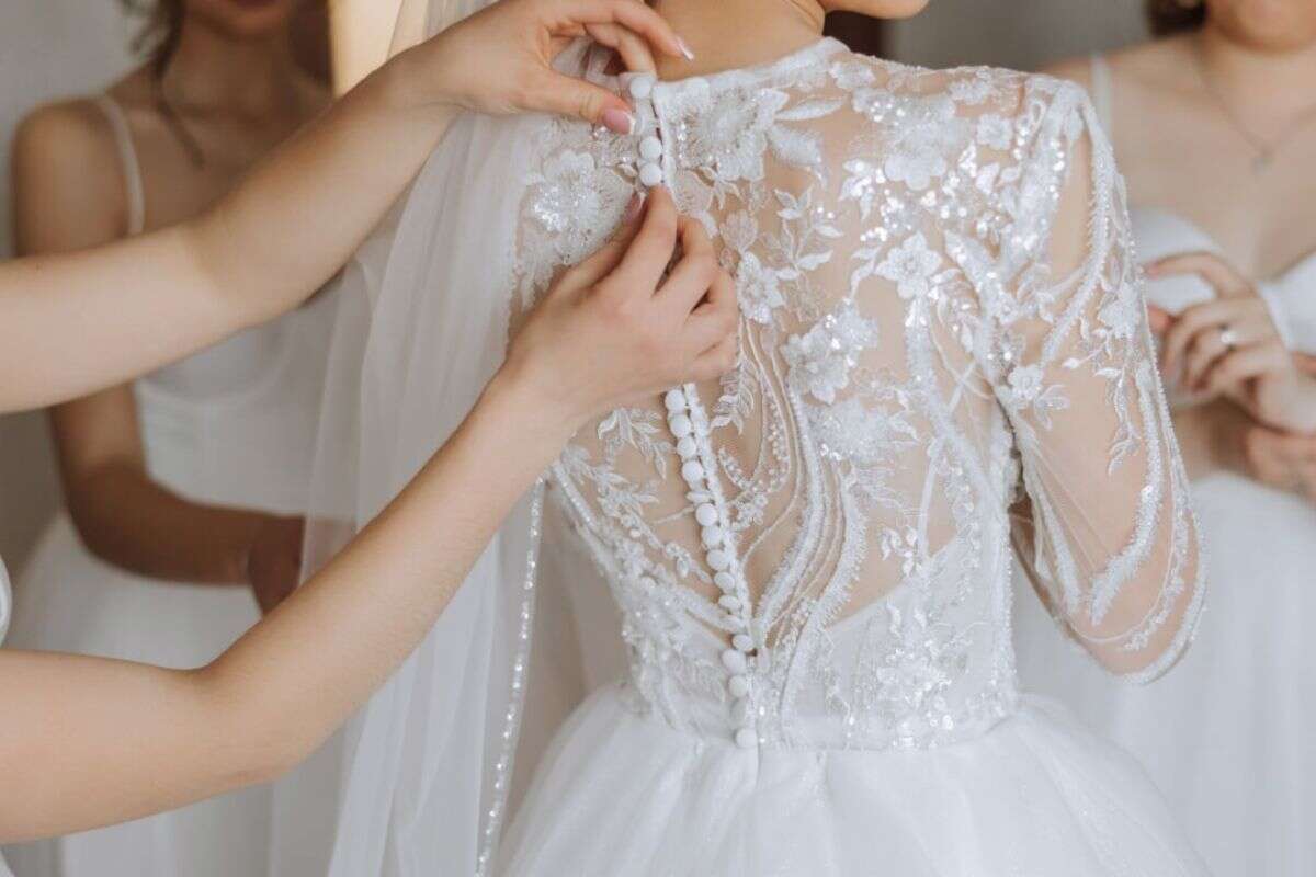 Nome no vestido de noiva para casar: será que o truque funciona mesmo?