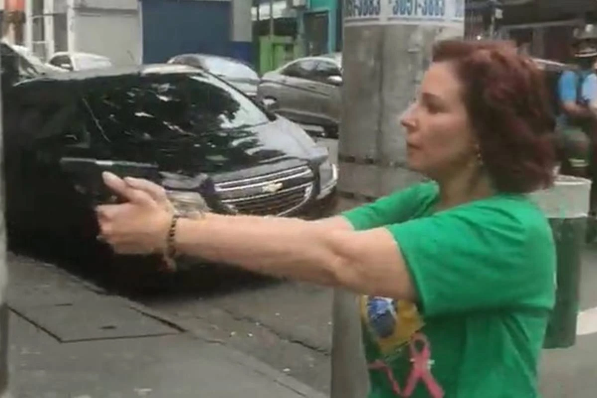 Zambelli volta a ser julgada pelo STF em caso de porte ilegal de armas