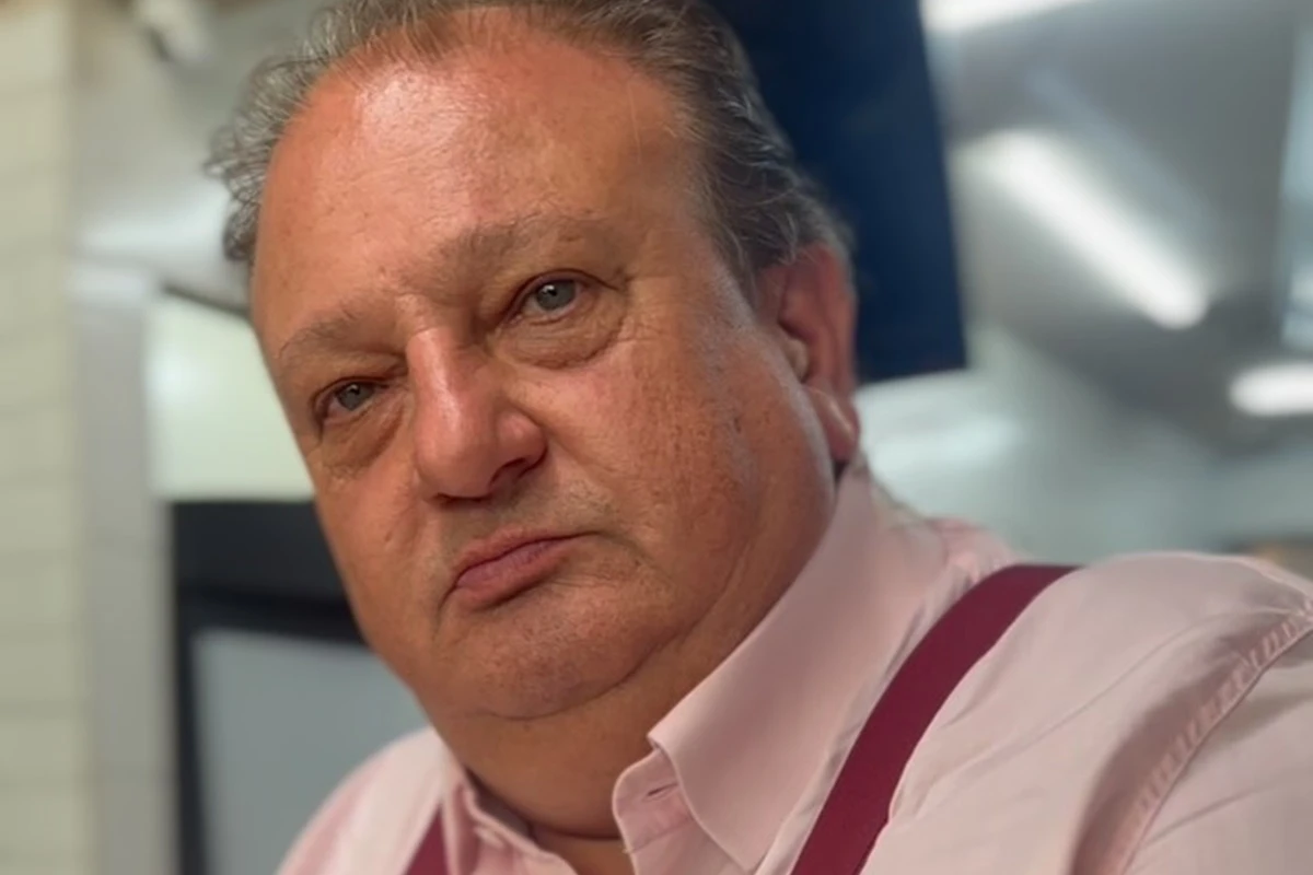 Vídeo: Erick Jacquin viraliza na web ao detonar o morango do amor