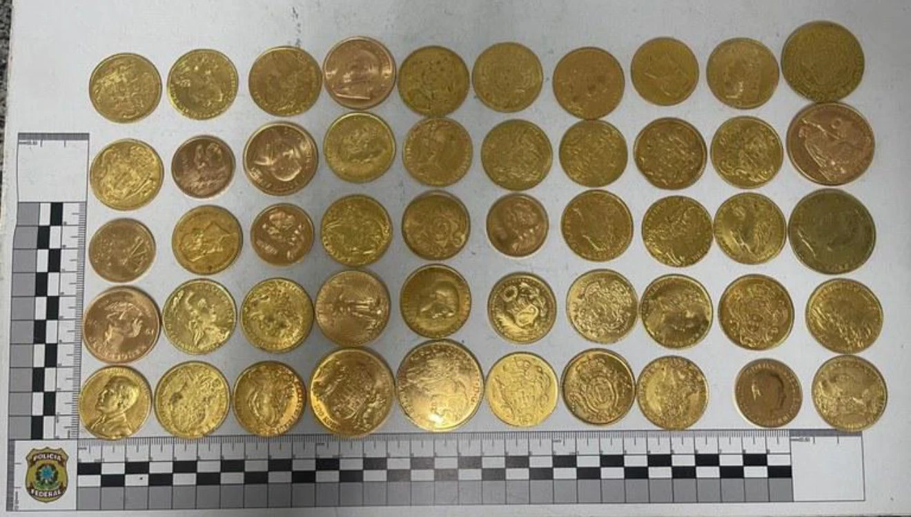 Tio Patinhas? Homem é preso pela PF com 50 moedas de ouro em aeroporto