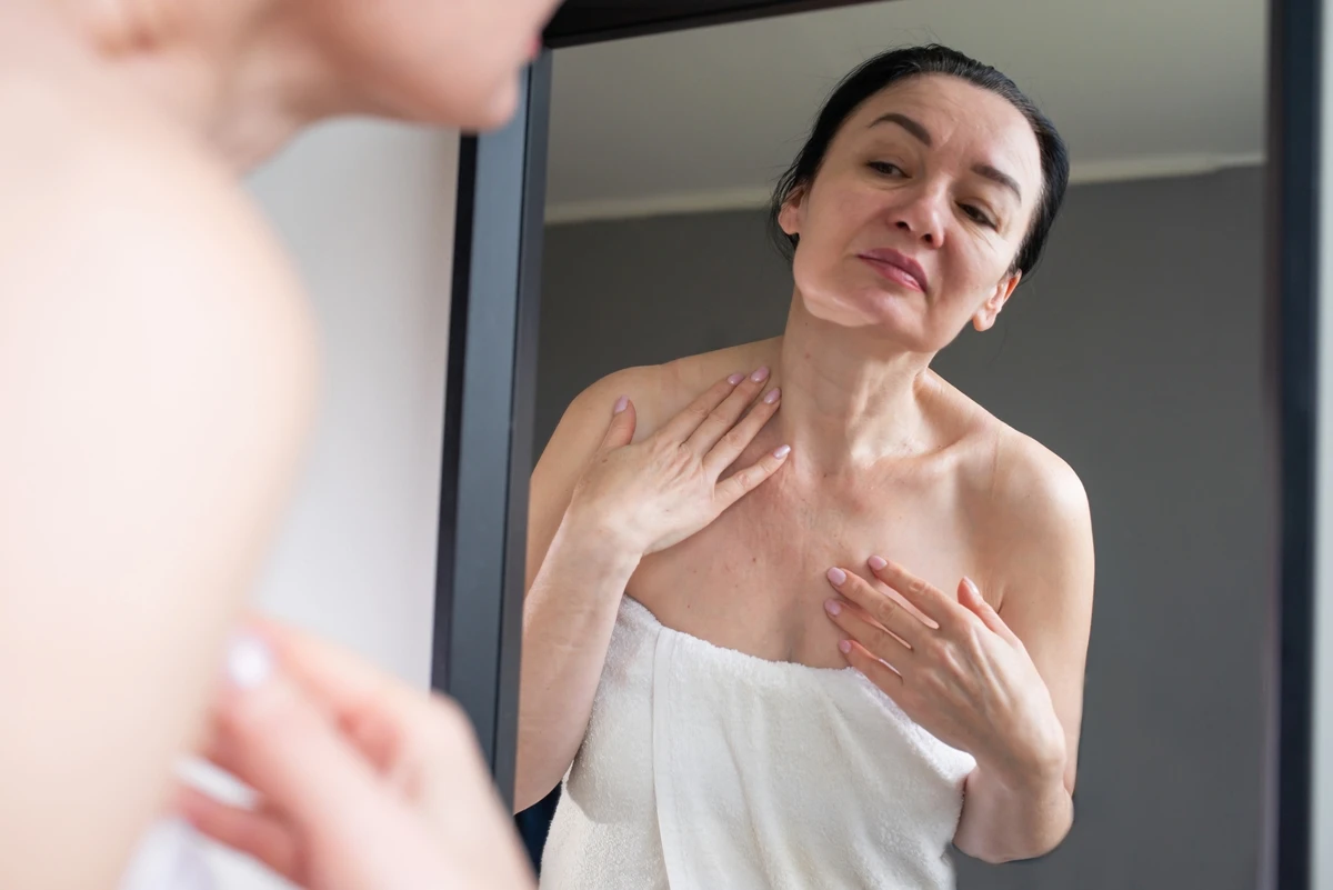 Menopausa: entenda como mudança hormonal afeta a saúde da pele