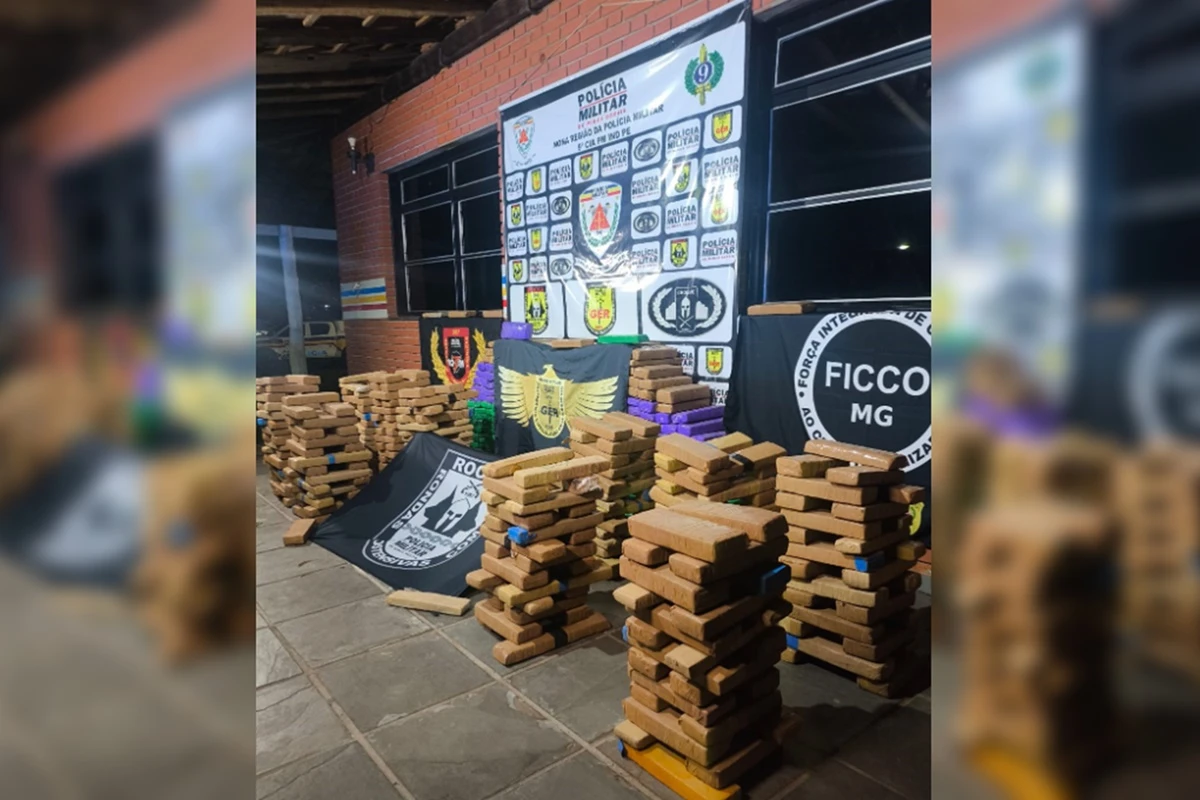 Comboio da erva: polícia acha 1 tonelada de maconha em carro clonado