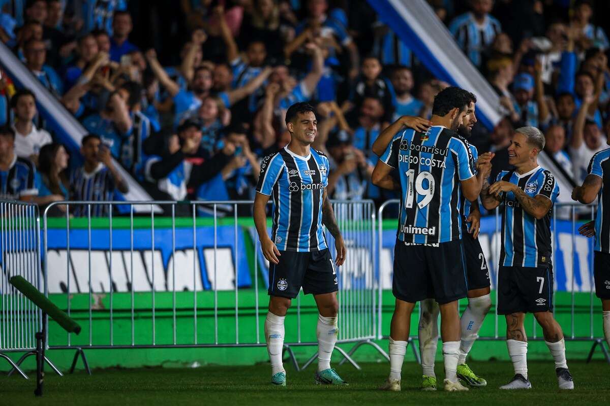 Grêmio recebe o Flamengo no Sul antes de embarcar para jogão no DF