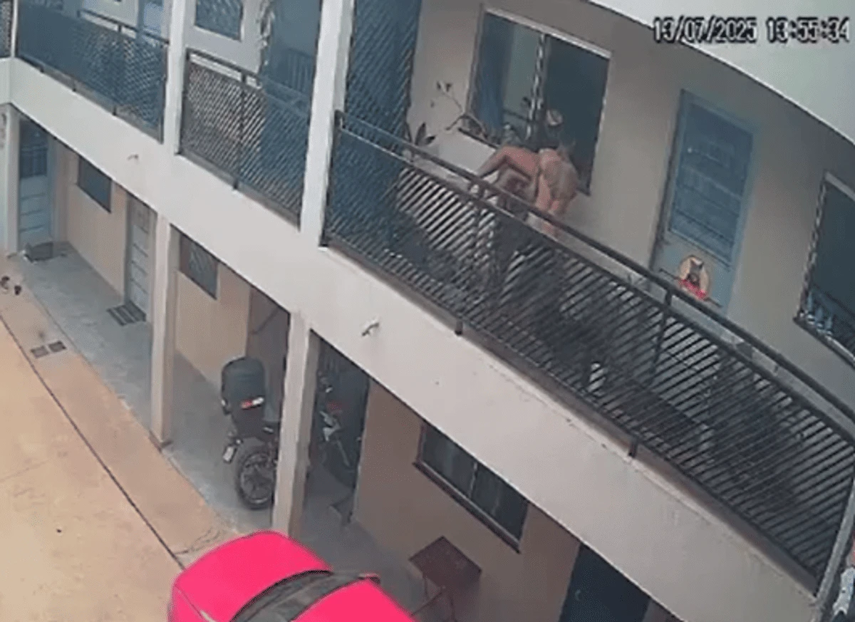 Vídeo inédito: feminicida executa namorada e foge para o Paraguai