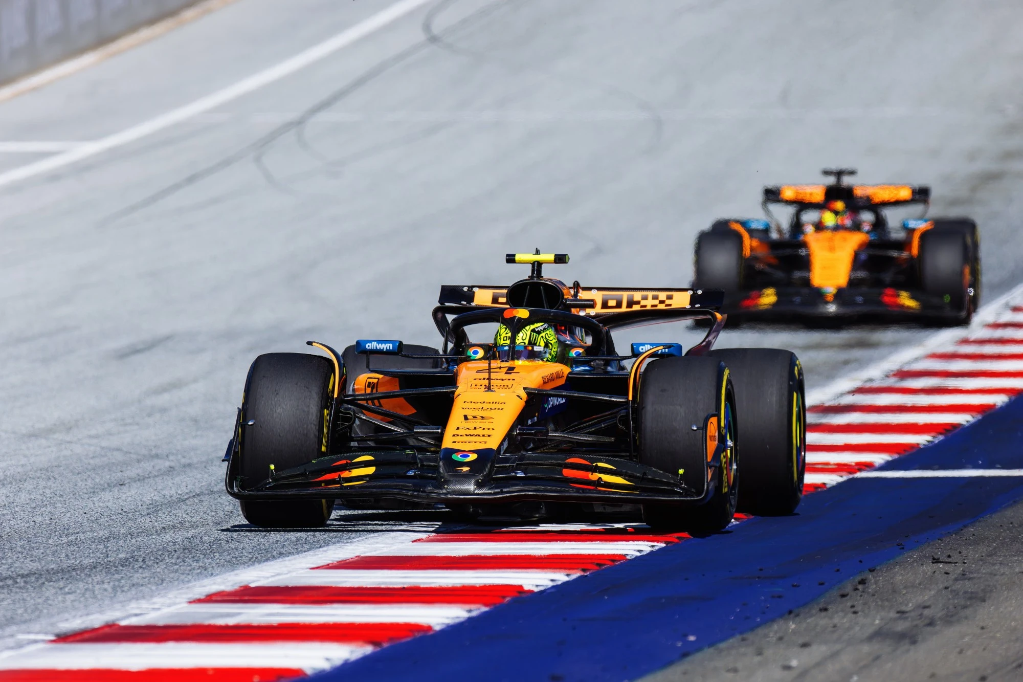 F1: em casa, McLaren quer abrir vantagem na liderança do campeonato