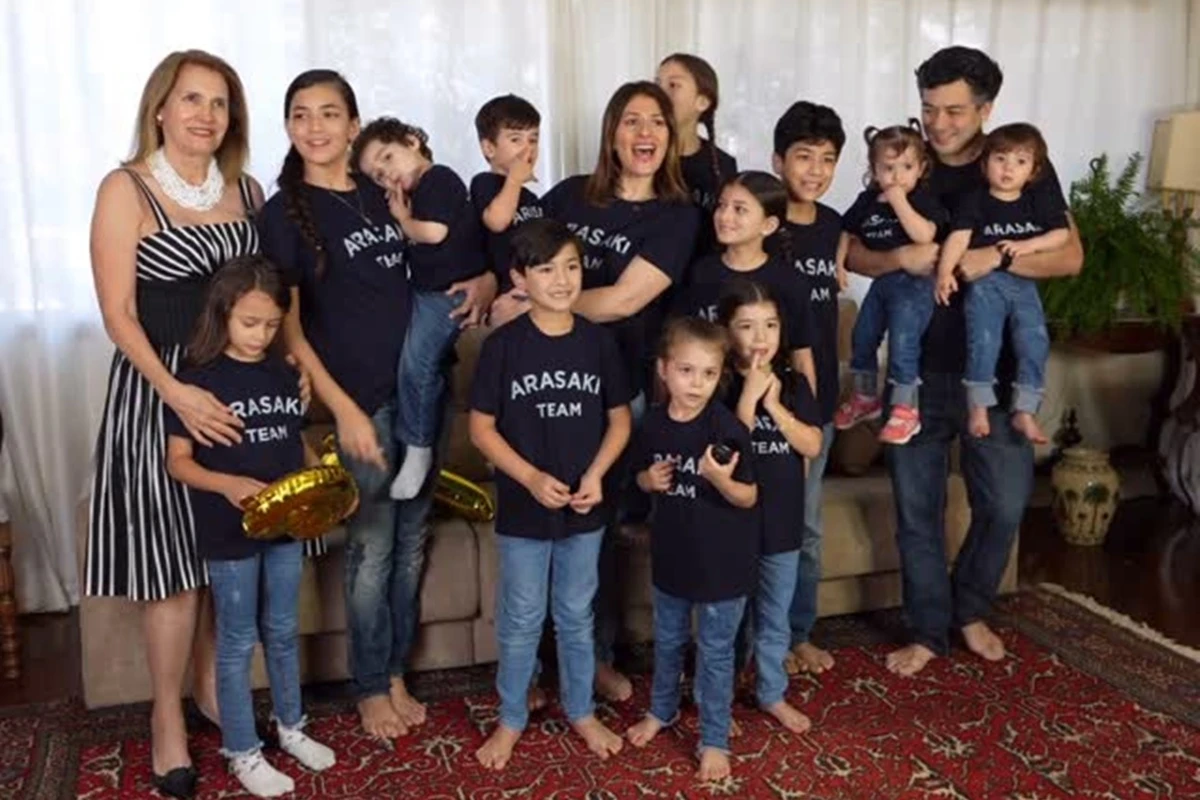 Influenciadora choca ao revelar gravidez do 13º filho: “Não tem como”