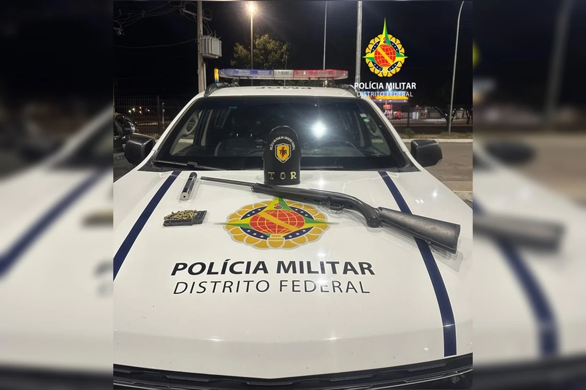 PMDF apreende espingarda, silenciador, munições e drogas em operações