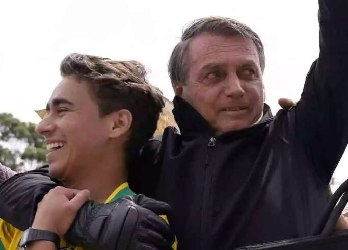 Nikolas se pronuncia após ser acusado de trair Bolsonaro