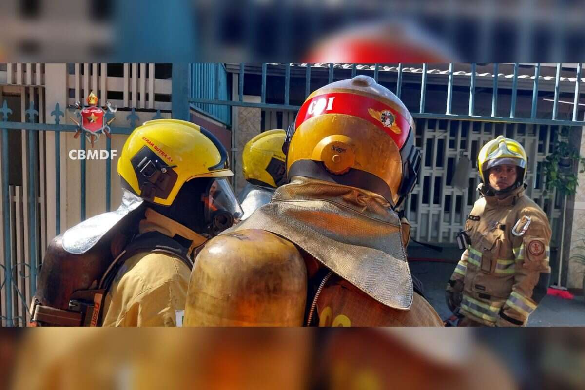 Bombeiros resgatam idosa de casa em chamas na Asa Norte