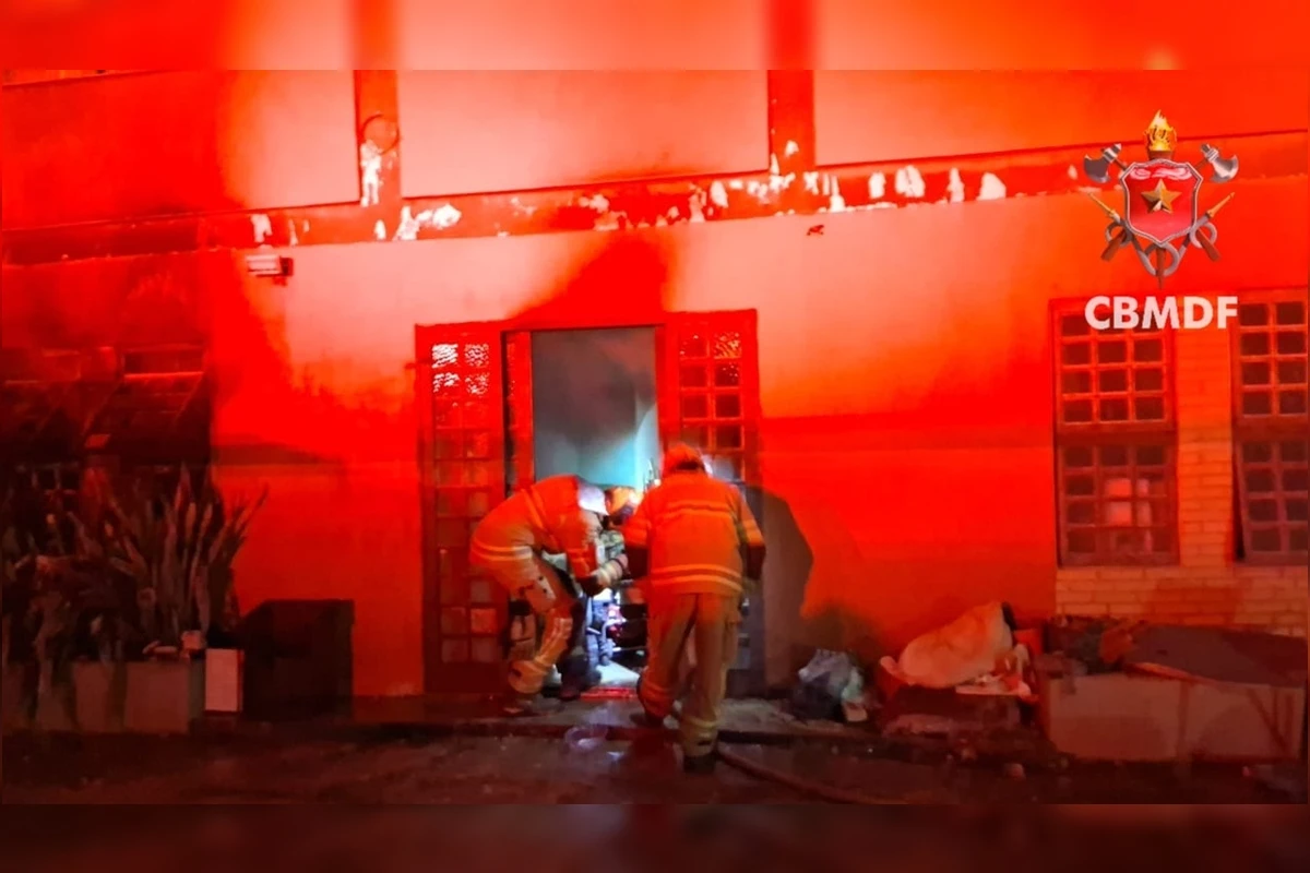 Vizinhos de casa que pegou fogo escutaram um estouro antes do incêndio