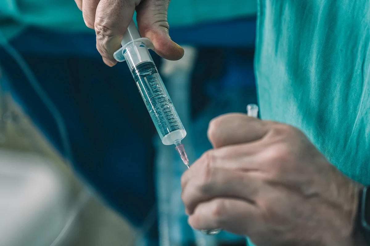 “Vira um pária”: médico relata boicote ao desafiar cartel da anestesia