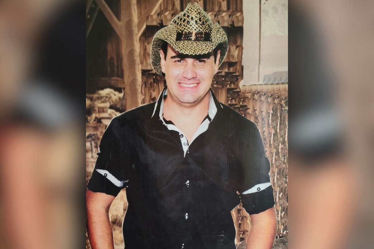 Cantor sertanejo morre aos 46 anos após ser atingido por ônibus em SP