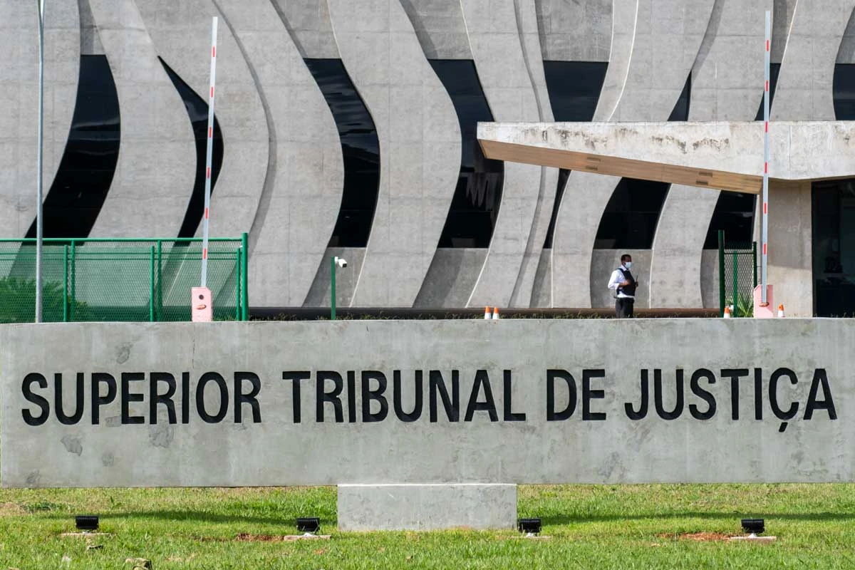 Homem pede habeas corpus ao STJ para morar com ex-esposa