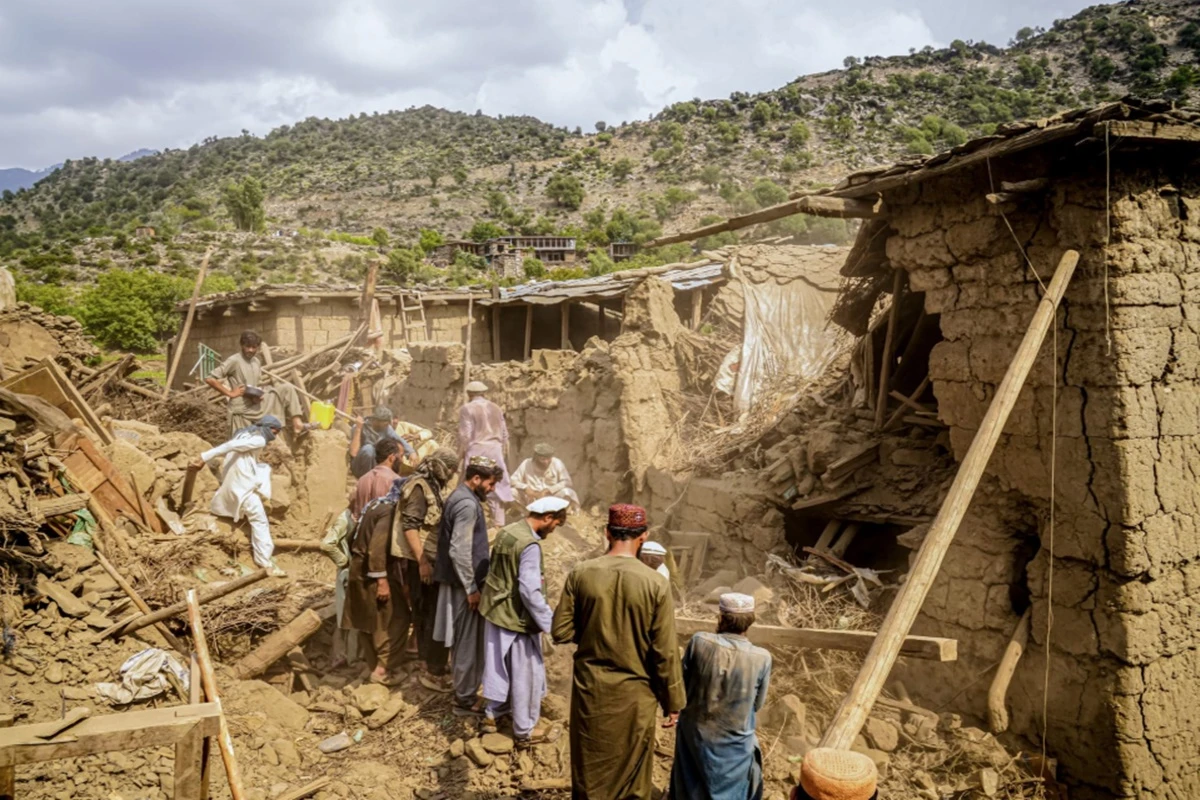 Após mais de 2 mil mortes, terremoto volta a atingir o Afeganistão