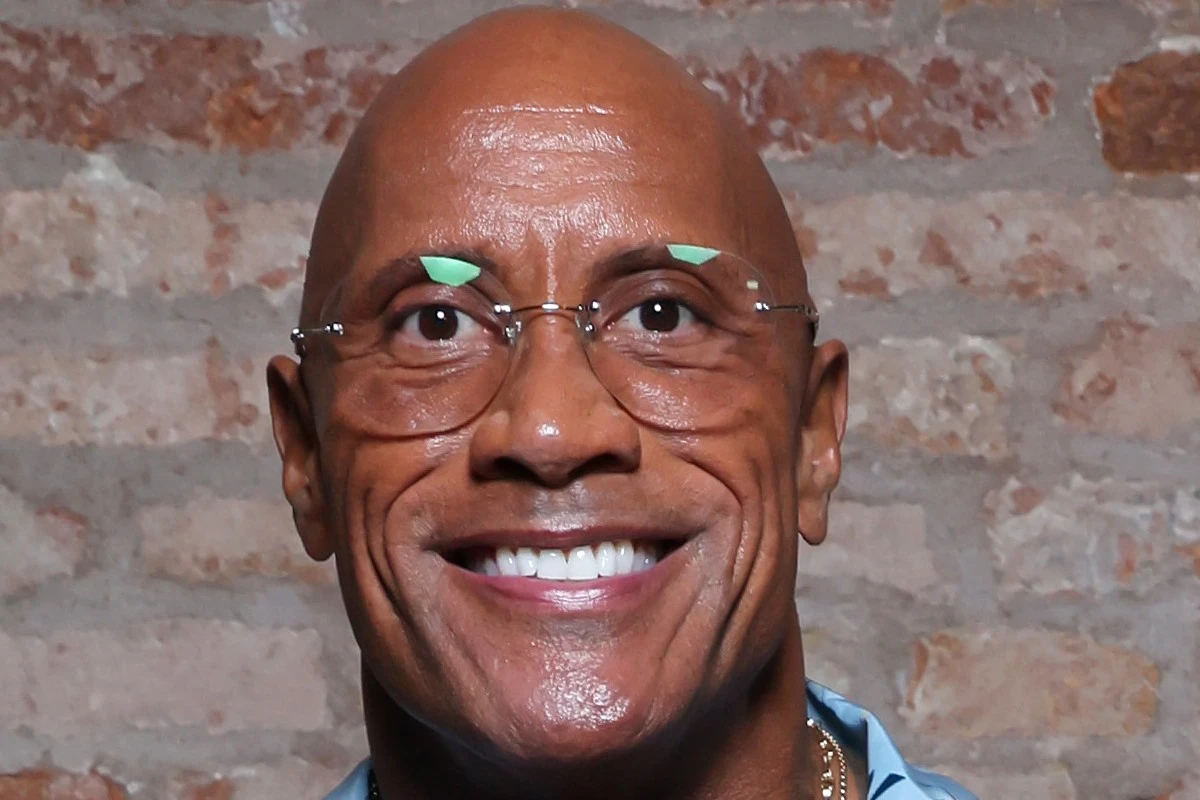 The Rock perde 27 kg e nova aparência choca fãs: veja antes e depois