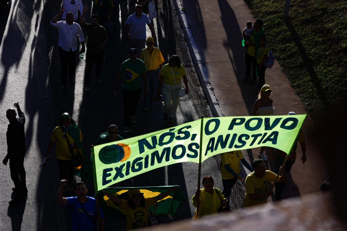 Nikolas Ferreira fala em honra e pressiona Hugo Motta: “Anistia já!”