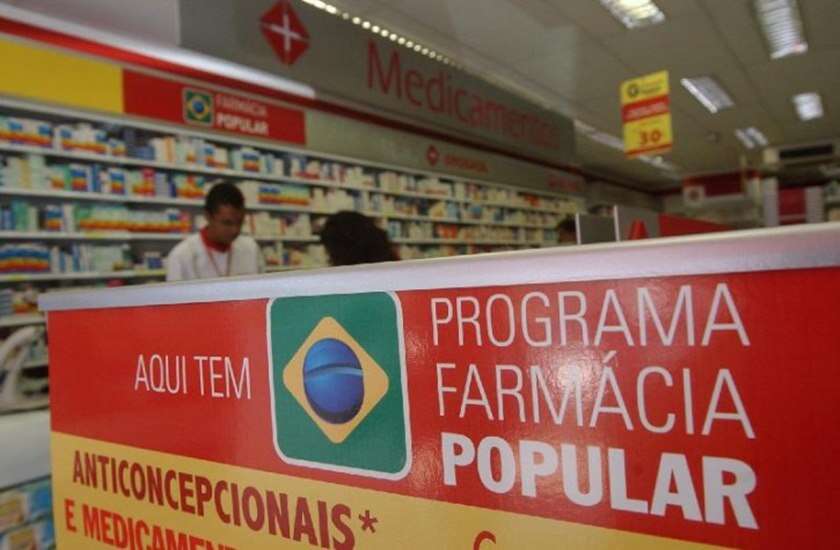 Governo amplia Farmácia Popular e inclui fraldas geriátricas gratuitas