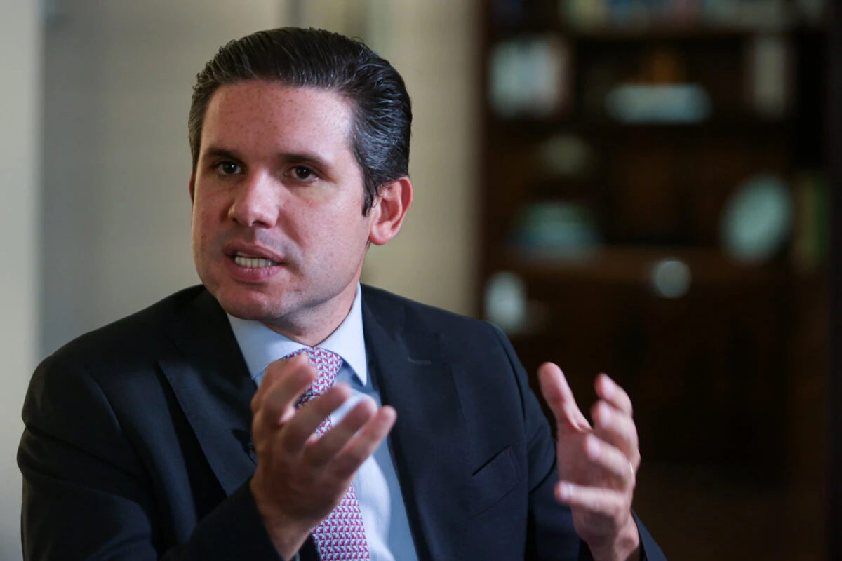 Motta anuncia comissão e grupo de trabalho para debater “adultização”