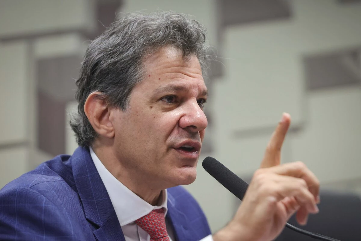 Haddad diz que medidas para corte de gastos serão incluídas em novo PL