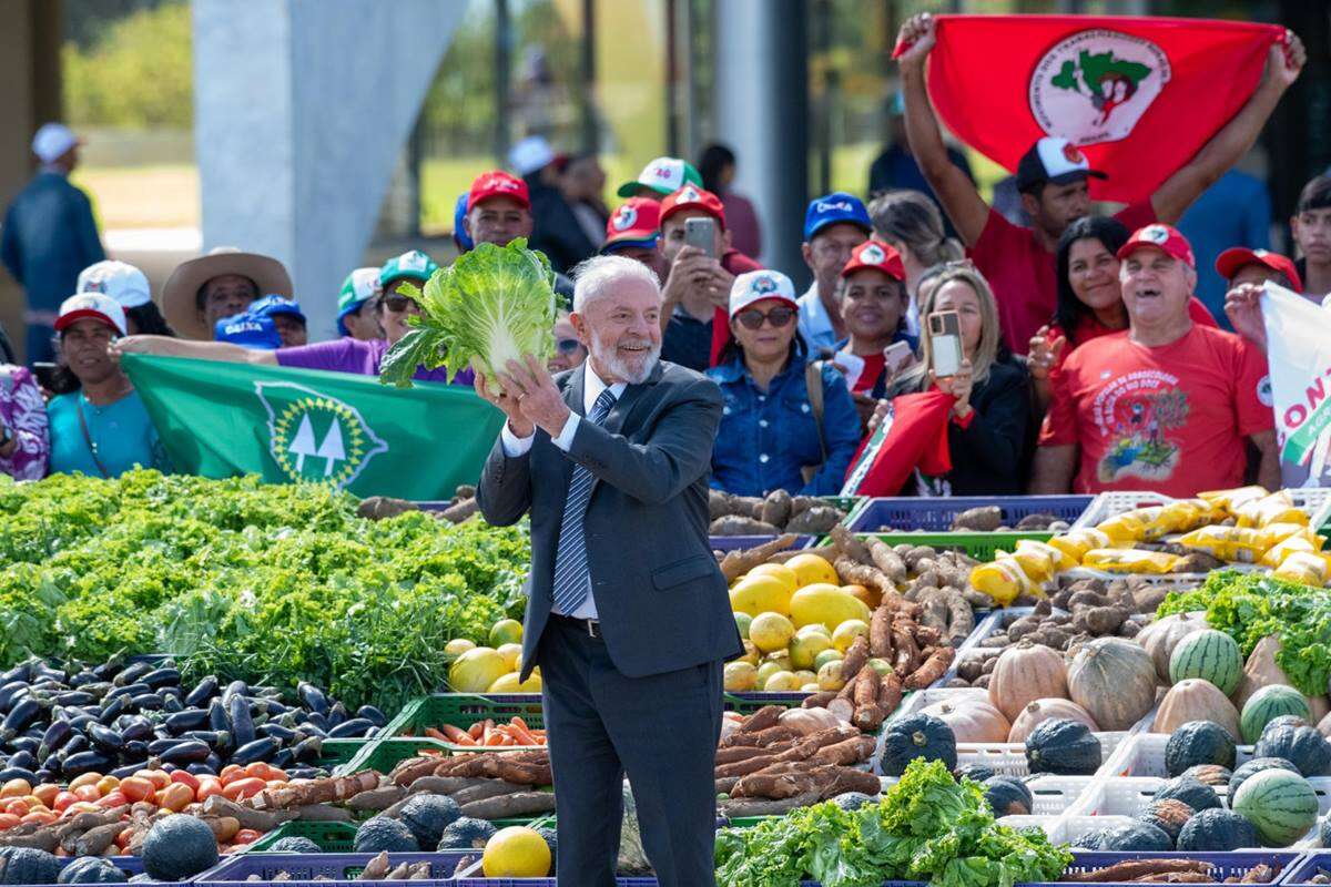 Pressionado pelo MST, Lula vai a assentamento em MG na 6ª feira (7/3)