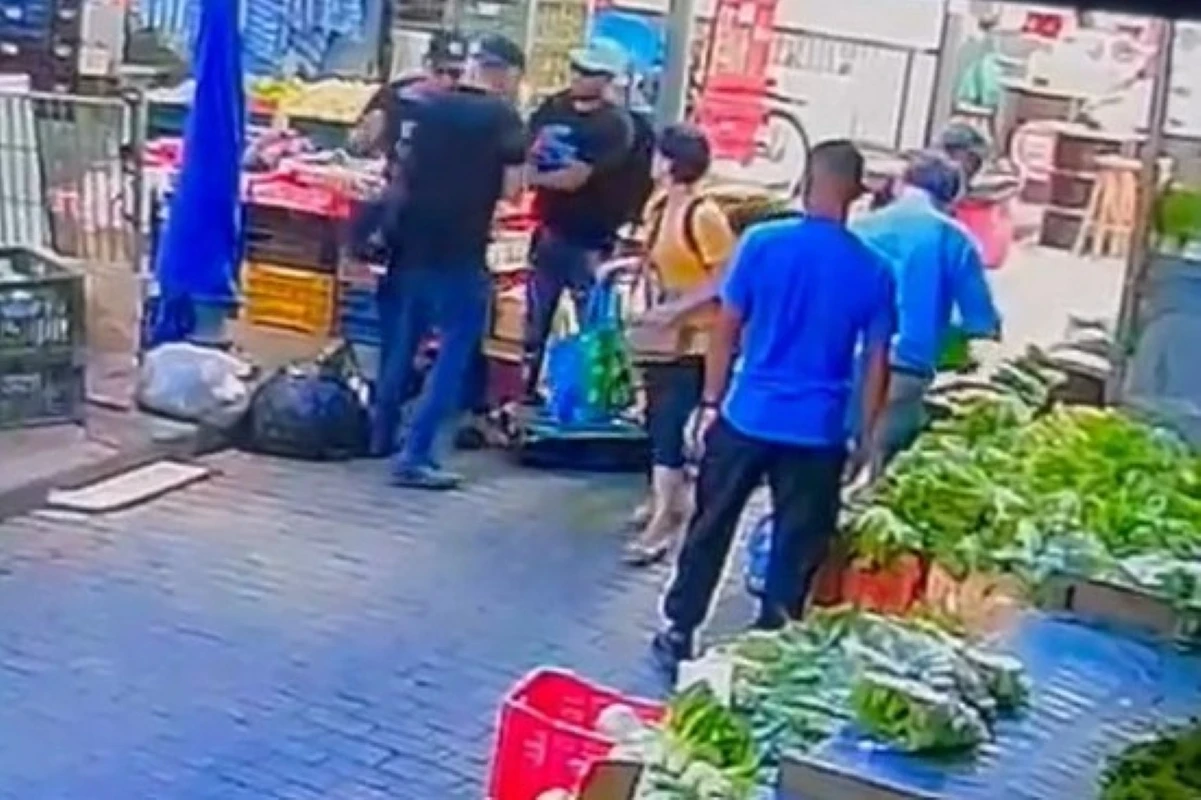 Após roubos e tiros na 25, mercado fala em lugar “seguro e acolhedor”