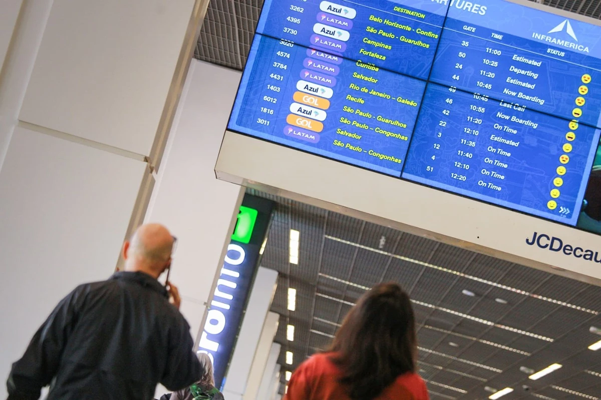 Bancária é presa pela PF por ameaça de bomba no Aeroporto de Brasília