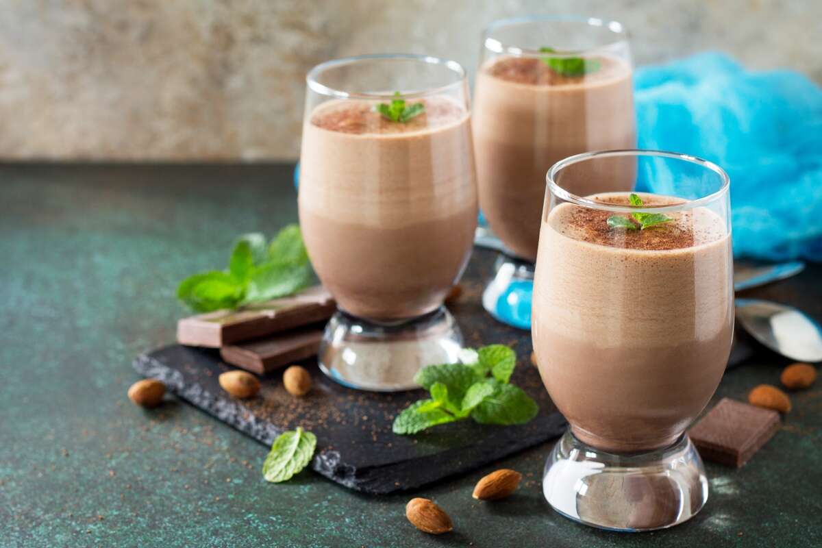 Mousse de chocolate com café: faça em casa a sobremesa equilibrada