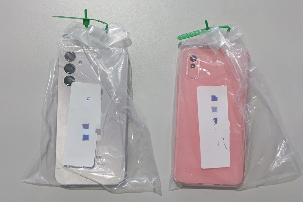 Mulher é presa após técnico achar conteúdo sexual da filha em celular