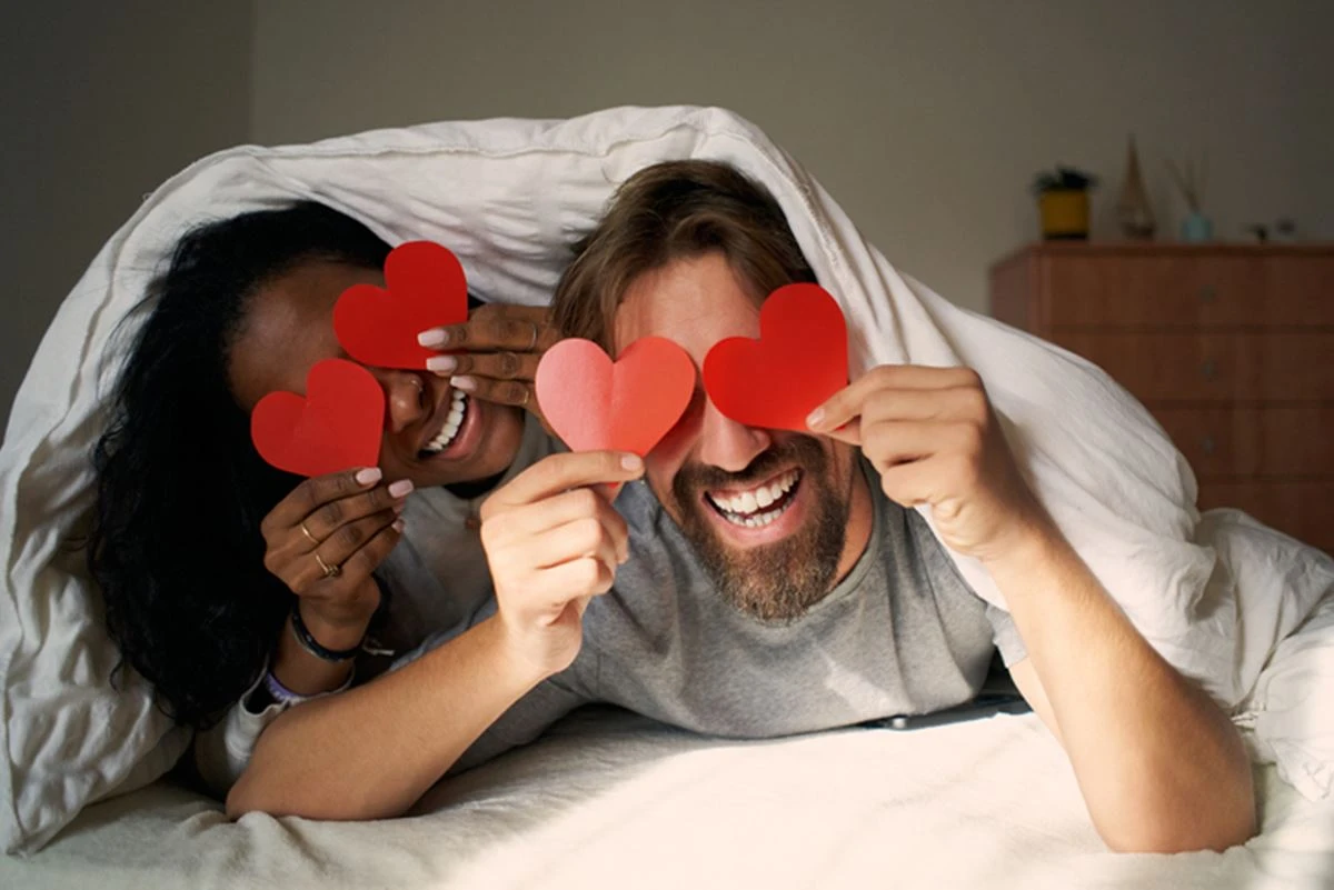 Confira combinações improváveis de signos que dão certo no amor