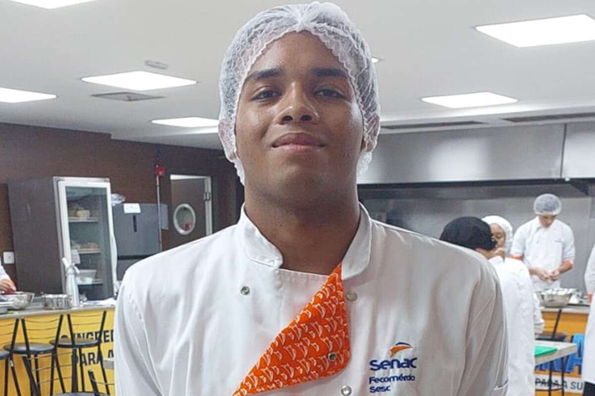 Alunos desenvolvem habilidades na culinária durante ensino médio