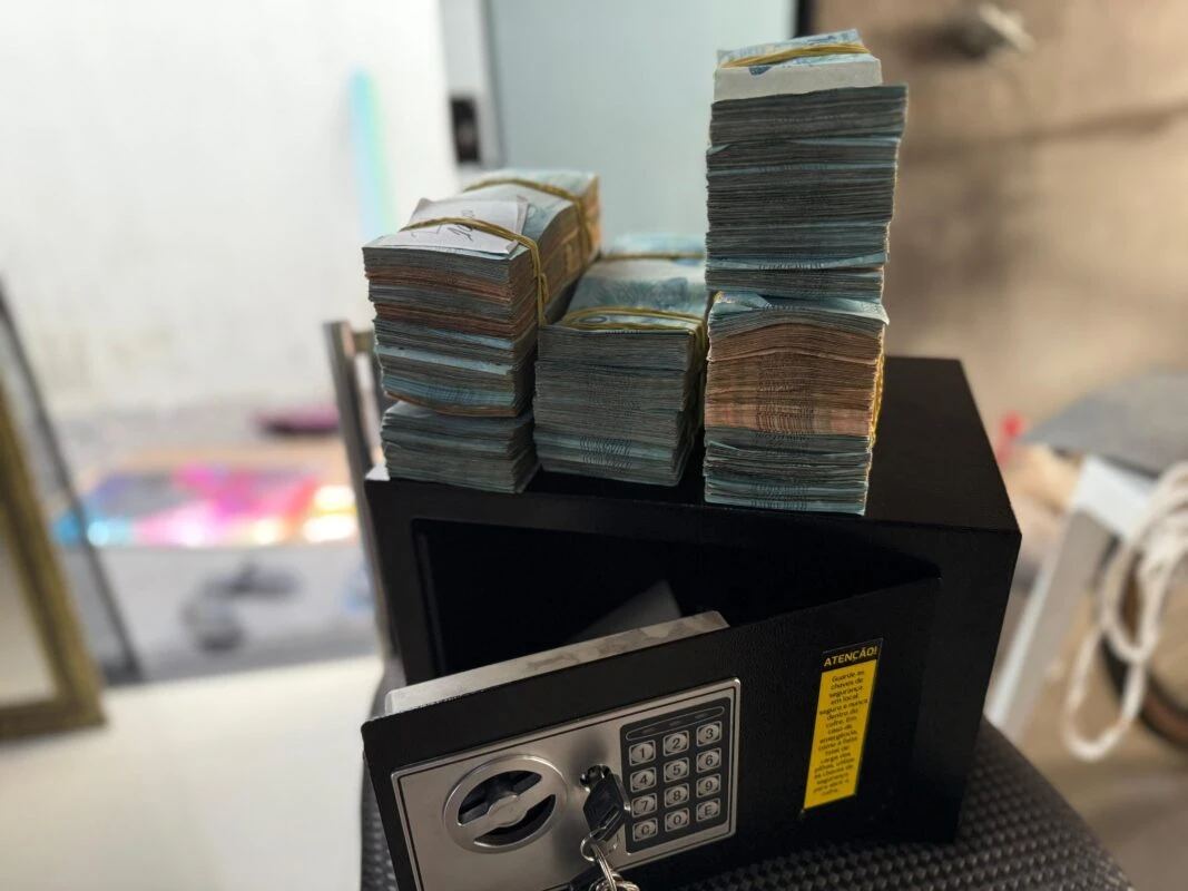 Tragédia e extorsão: PF mira rede criminosa após morte de crianças