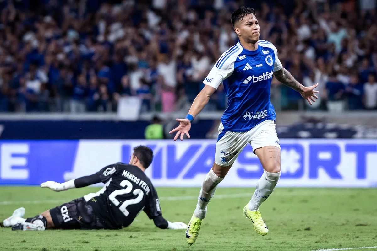 Lanterna, Cruzeiro luta por reação na Sul-Americana contra Palestino