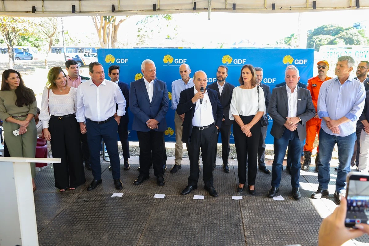 Semob lança app gratuito para acompanhamento em tempo real dos ônibus