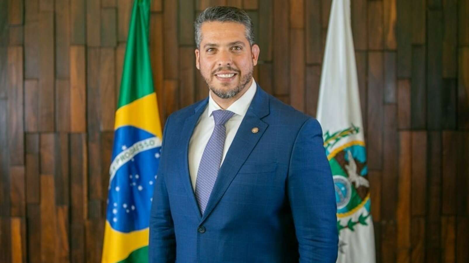 TRE-RJ confirma candidatura de Rodrigo Amorim à Prefeitura do Rio