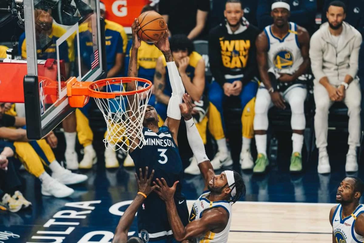 NBA: Wolves batem Warriors no jogo 5 e avançam às finais do Oeste