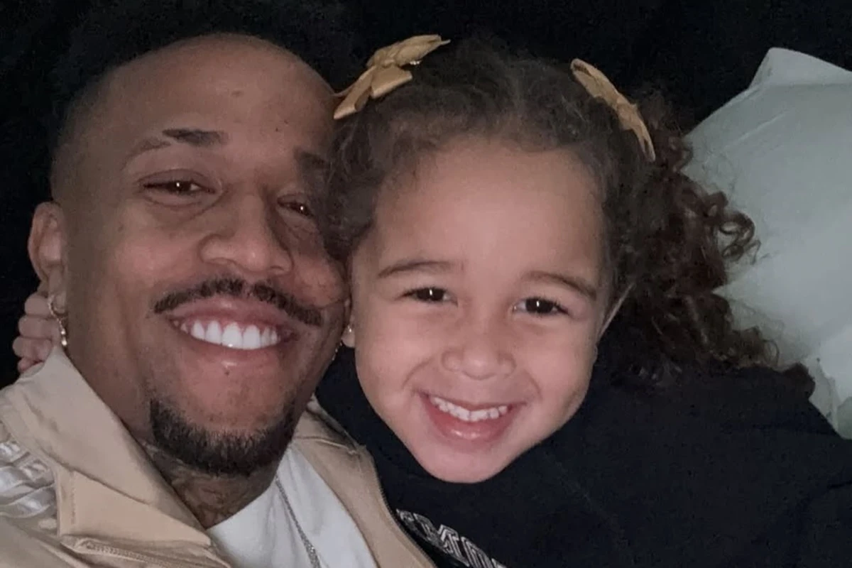 Éder Militão se declara para a filha e web lembra polêmica de Pirituba