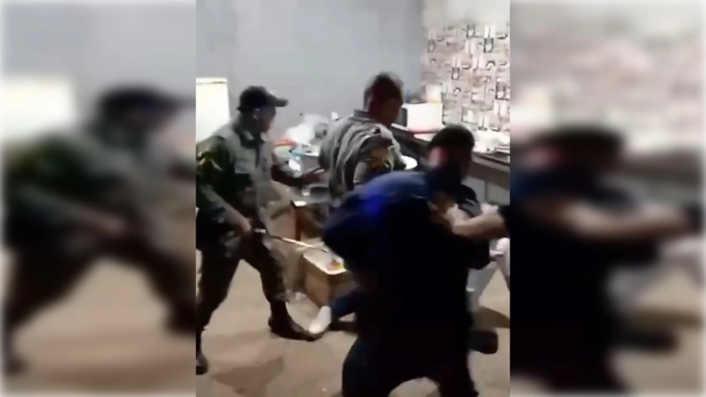 Vídeo: confusão por som alto termina em gás de pimenta, socos e chutes